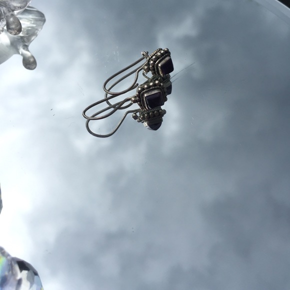 925 Silver and Amethyst Dangle Earings - Picture 7 of 8